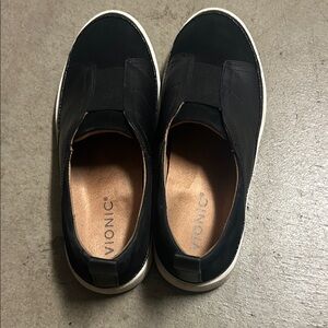 Vionic Women's Black Slip-On Sneakers